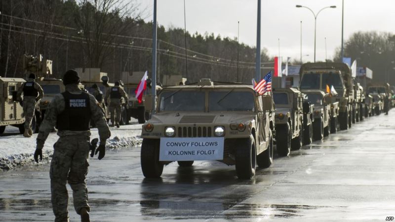 Polşalı nazir Amerika əsgərlərinə: “Onillərdi sizi gözləyirik”