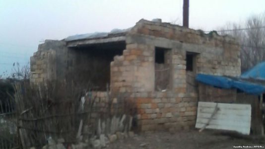 “Üzbəüz bina dağıldı, canımıza qorxu düşdü”