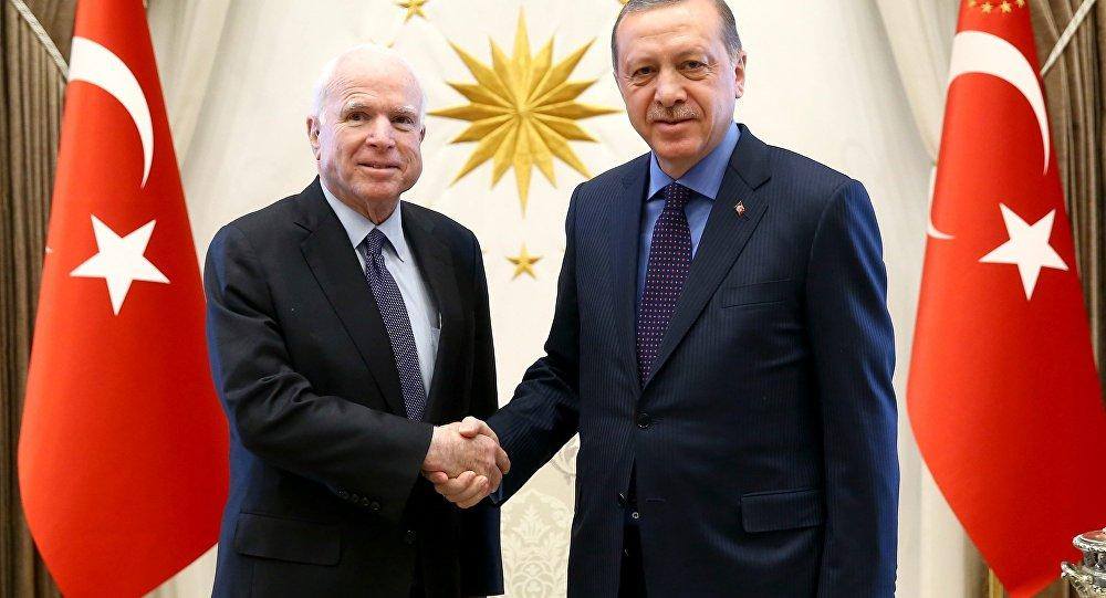 Makkeyn: “ABŞ bölgədə Türkiyə ilə çalışmalıdır”