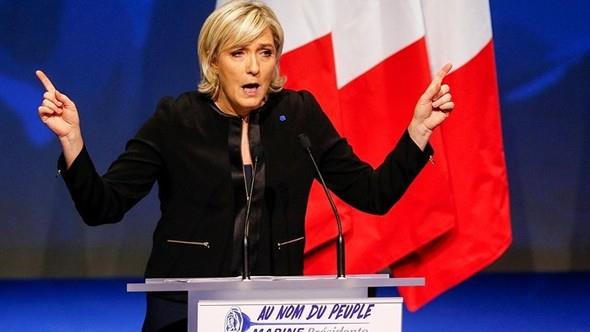 Fransız lider irqçilik ittihamı ilə məhkəmə qarşısında