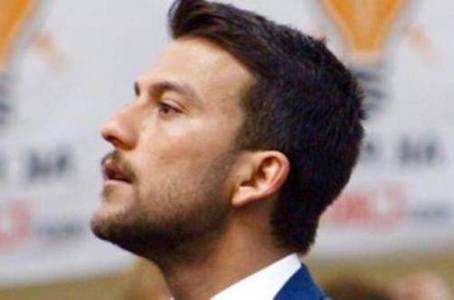 Atatürk əleyhinə “tweet” atan AKP-li istefa etməli oldu