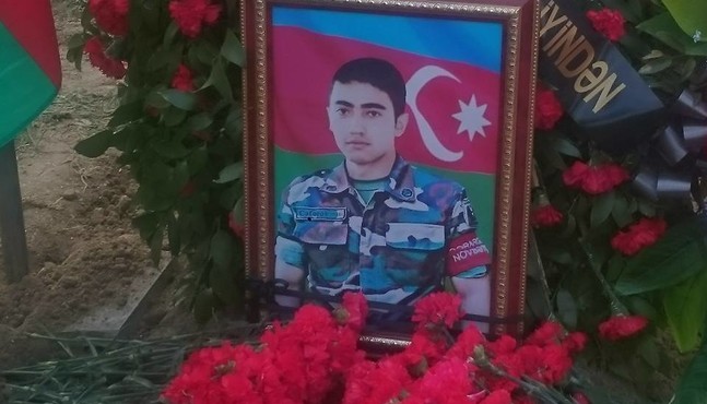 İcra hakimiyyəti şəhidin ”Şəhidlər Xiyabanı”nda dəfninə imkan verməyib