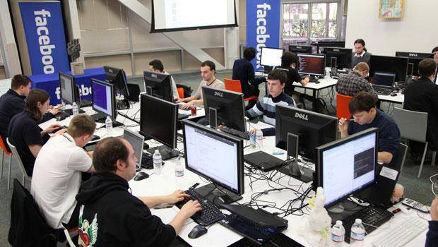 Facebook və Google-dan 100 milyon oğurlayan tutuldu