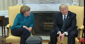 Tramp Merkelin əlini sıxmaqdan imtina edib