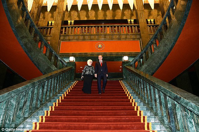 Türkiyədəki Ağ Saray haqqında bilmədikləriniz (fotolar)