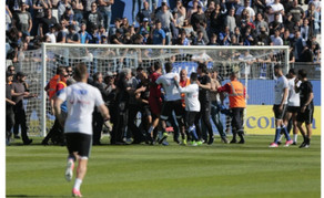Fransa çempionatı: “Bastiya” – “Lion” oyunu qarşıdurma səbəbindən yarımçıq qalıb