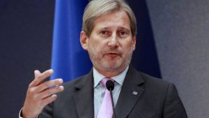 AB Komissarı Türkiyəyə üzvlükdən kənar əməkdaşlıq təklif edir