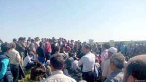 Cənubi Azərbaycanda maaşların verilməməsi etirazlar yaratdı