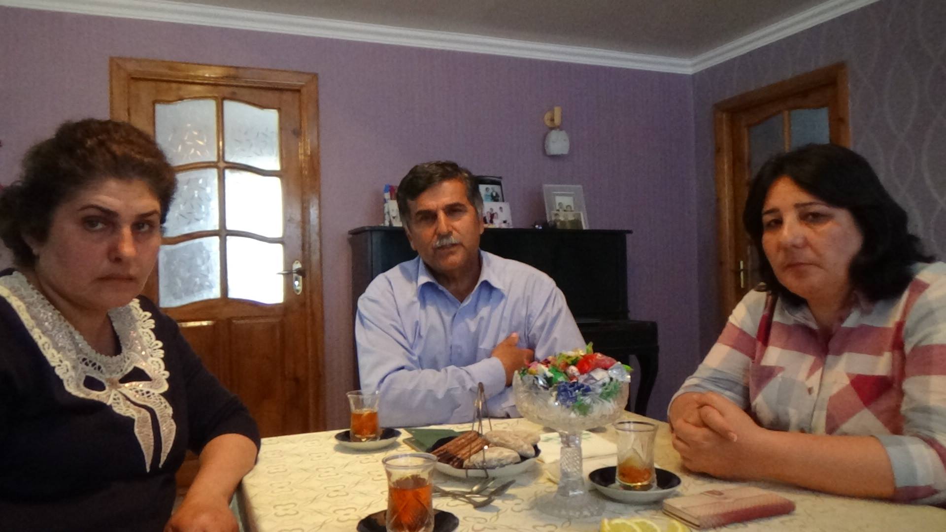 İşdən çıxarılan cəbhəçilər məhkəməyə müraciət edir VİDEO