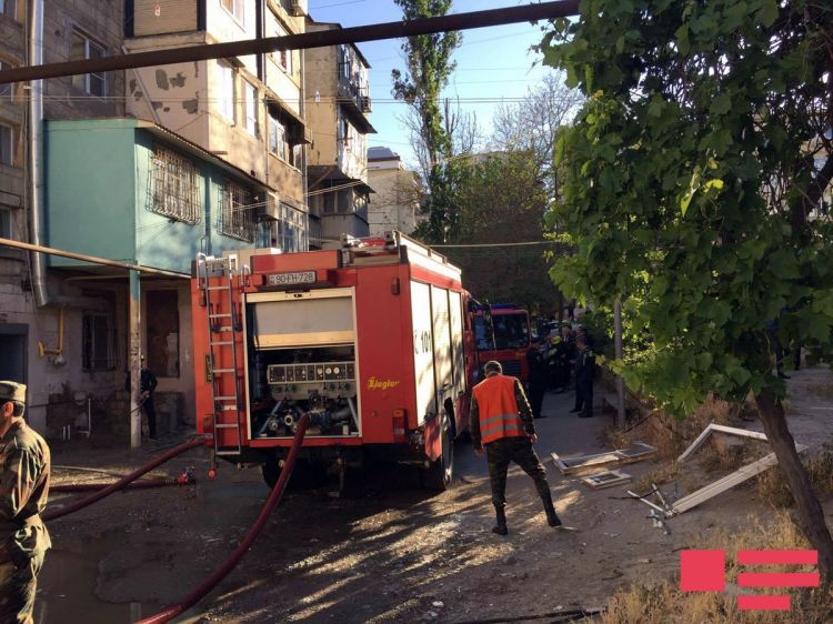 Bakıda  güclü yanğın: iki qardaş yanaraq öldü VİDEO