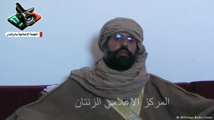 Qәzzafinin oğlu azad edildi