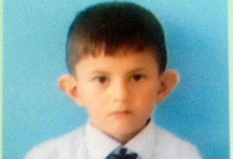 Övladını çəkiclə qətlə yetirən ataya hökm oxundu