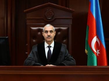 Məhkəmə sədri dünyasın dəyişdi