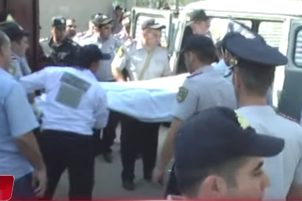 Hacıqabulda qətliam – evə basqın edib, ailəni gülləyə tutdular: 5 ölü, 1 yaralı VİDEO