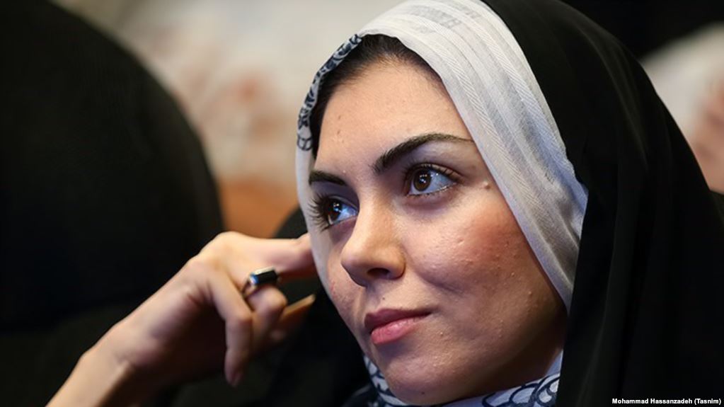 İranda hicabı təbliğ edən TV ulduzunun inanılmaz görüntüləri yayıldı