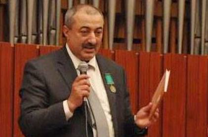 Azərbaycanlı Qırğızstanda prezidentliyə namizəd kimi qeydə alındı