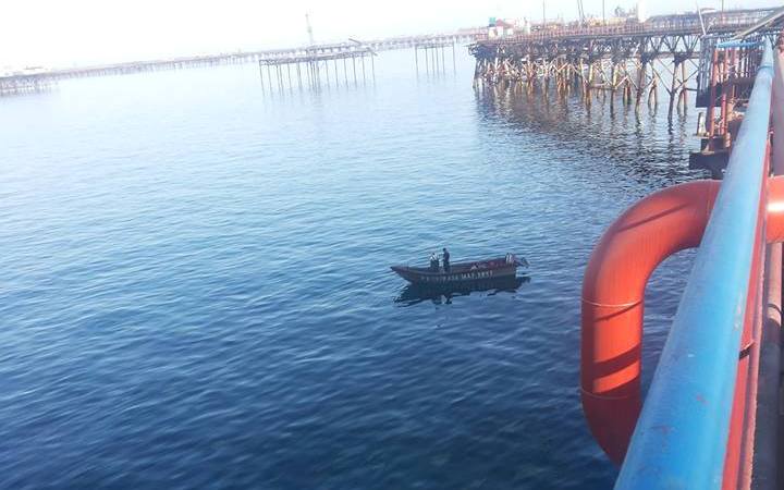 Qadağan olunmuş ərazidəki balıqçı qayıqları kimindir? FOTO