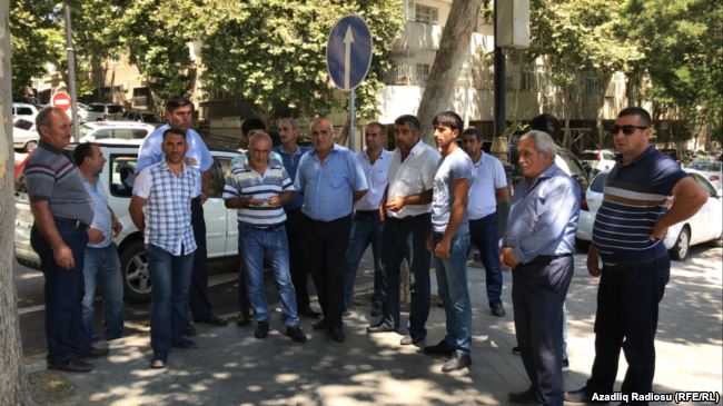 Şəki fermerləri Bakıya şikayətə gəldilər, amma…