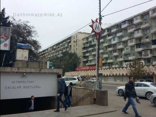 Nizami polisi dələduzu aradan çıxarıb