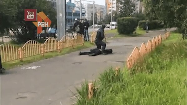 Rusiyada bıçaqlı hücumla 8 nəfəri yaraladılar