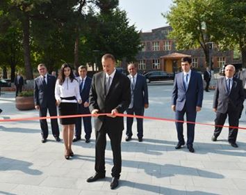 Qaxda İlham Əliyevi nəzər kəsəcəyindən ehtiyat edirlər