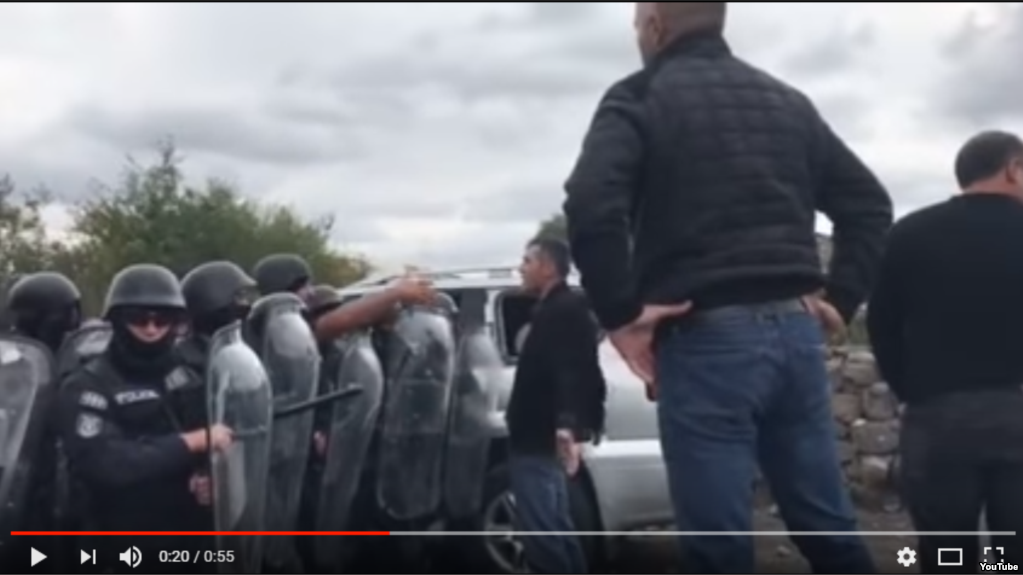 Gürcü polisi ilə ermənilər arasında toqquşma (Video)