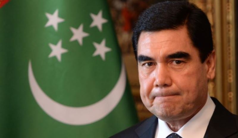 Türkmənistan lideri indi də qolf heyranı olub