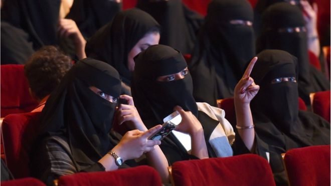 Səudiyyə Ərəbistanında kino nümayişi qadağası ləğv edilir