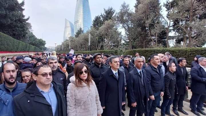 Hakimiyyətin Şəhidlər Xiyabanında növbəti rəzaləti