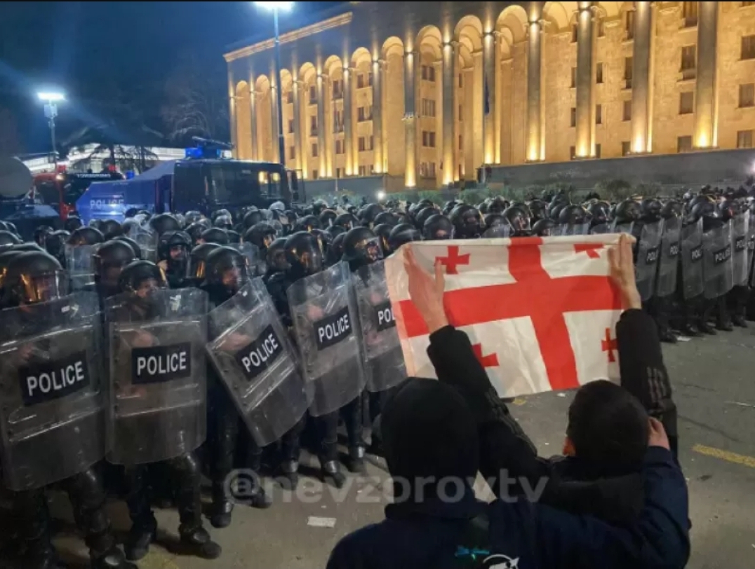 Gürcüstan müxalifəti “Xarici agentlər” haqqında qanunun ləğvini tələb edir