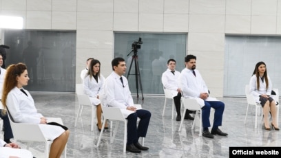 “Yeni Klinika”nın rəhbəri ilə bağlı yeni hökm