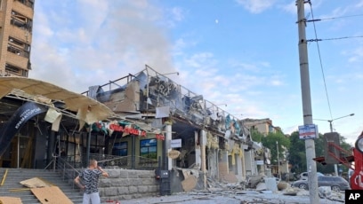 Rusiyanın Kramatorska endirdiyi zərbələr nəticəsində ölənlərin sayı 10 nəfərə çatıb