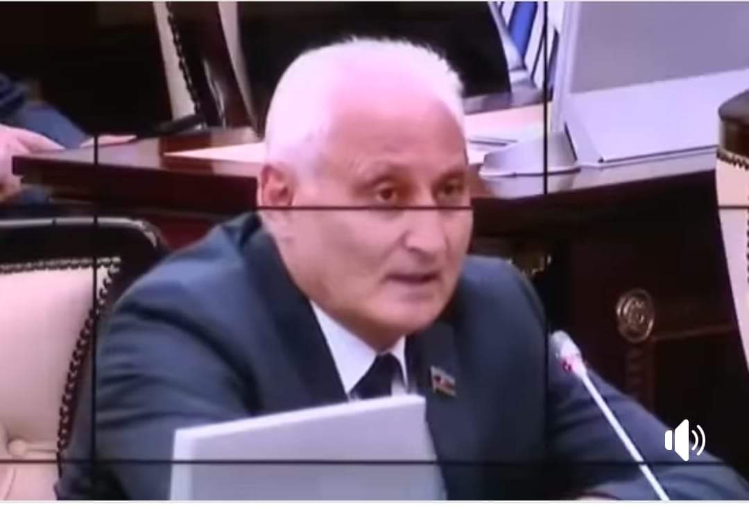 YAP-çı siyasi elmlər doktorundan biabırçı siyasi savadsızlıq