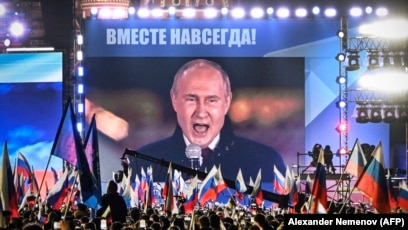 Müsahibə: ‘Məsihçi’ Putin öz təbliğatının qurbanına çevrildi