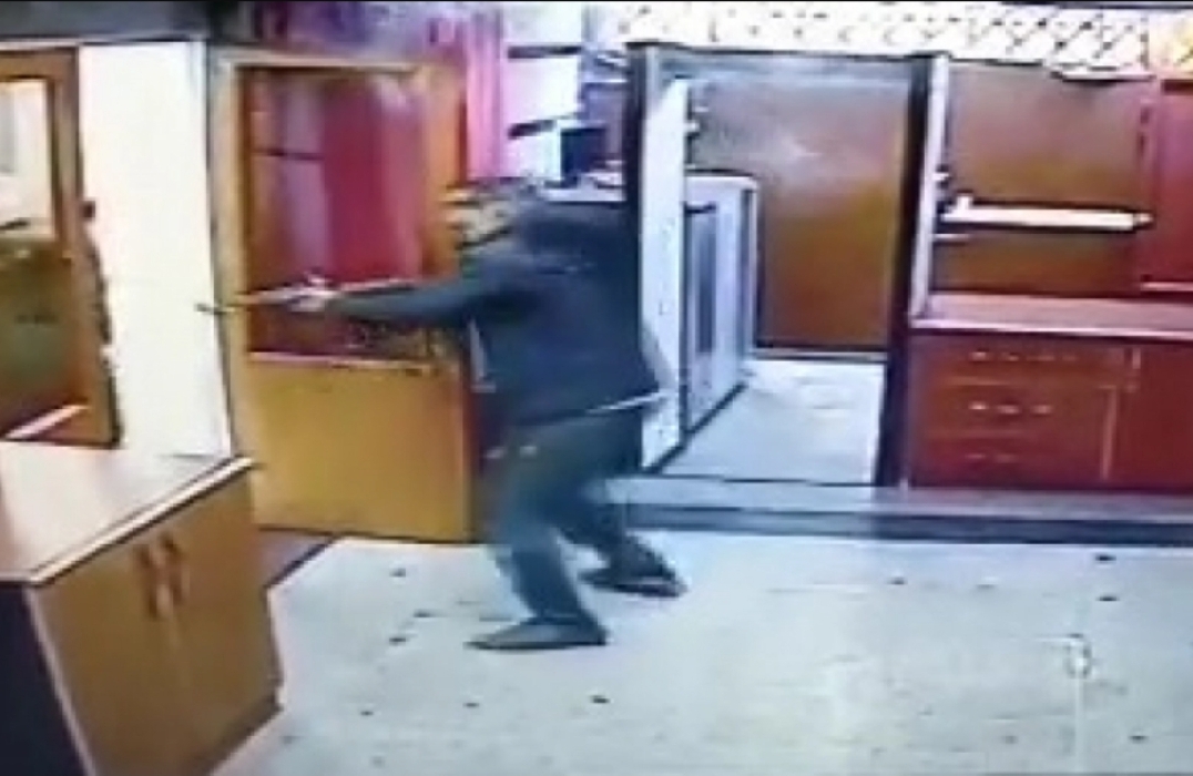 Azərbaycan səfirliyinə hücum edən şəxs ölüm hökmünə məhkum edilib