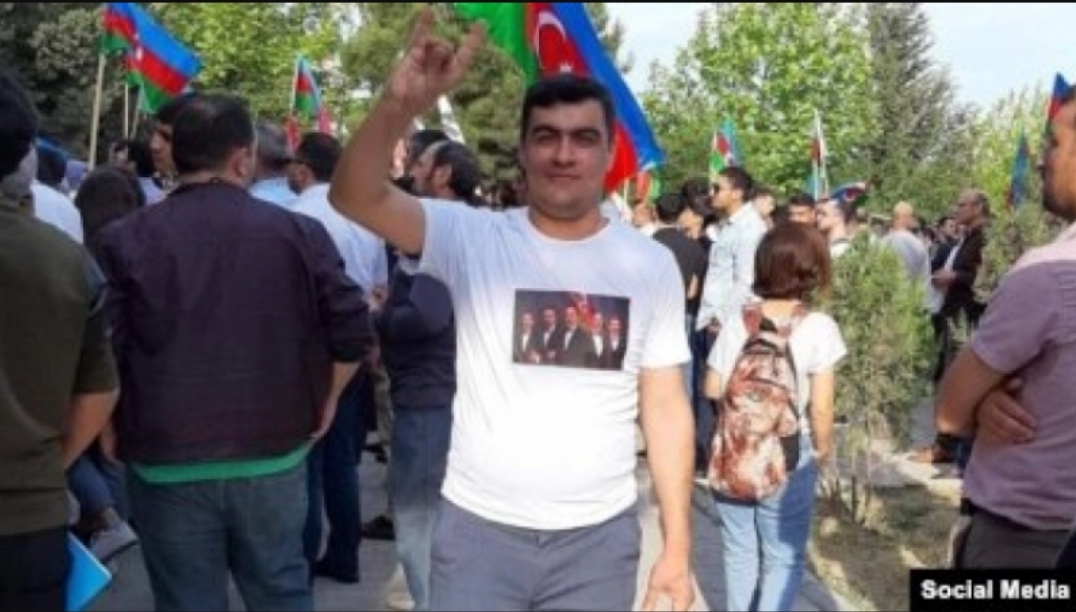 Fəal Emin Axundov 30 sutka həbs edilib