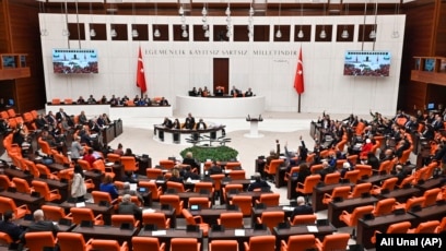 Türkiyə parlamenti İsveçin NATO-ya üzvlüyünü təsdiqləyib